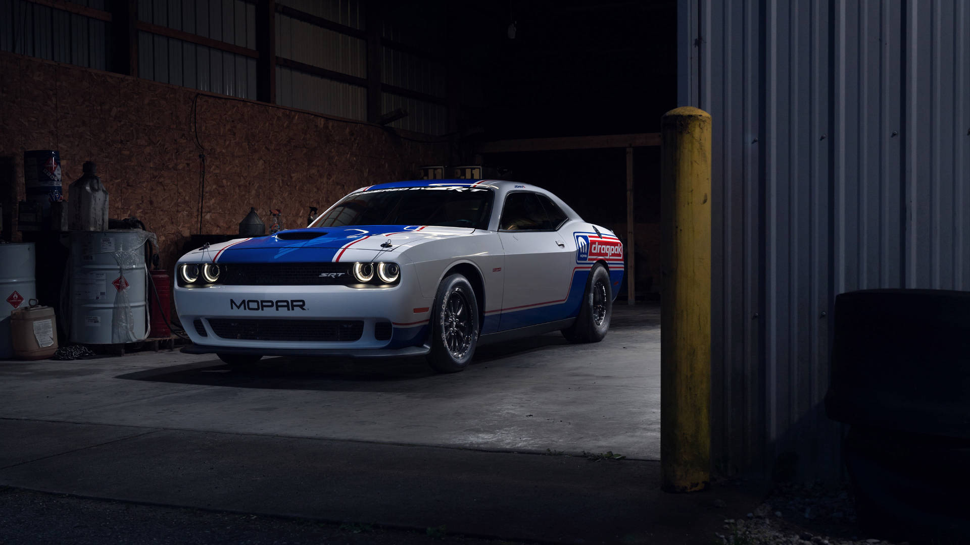 2021 Άσπρο και Μπλε Dodge Challenger Ταπετσαρία