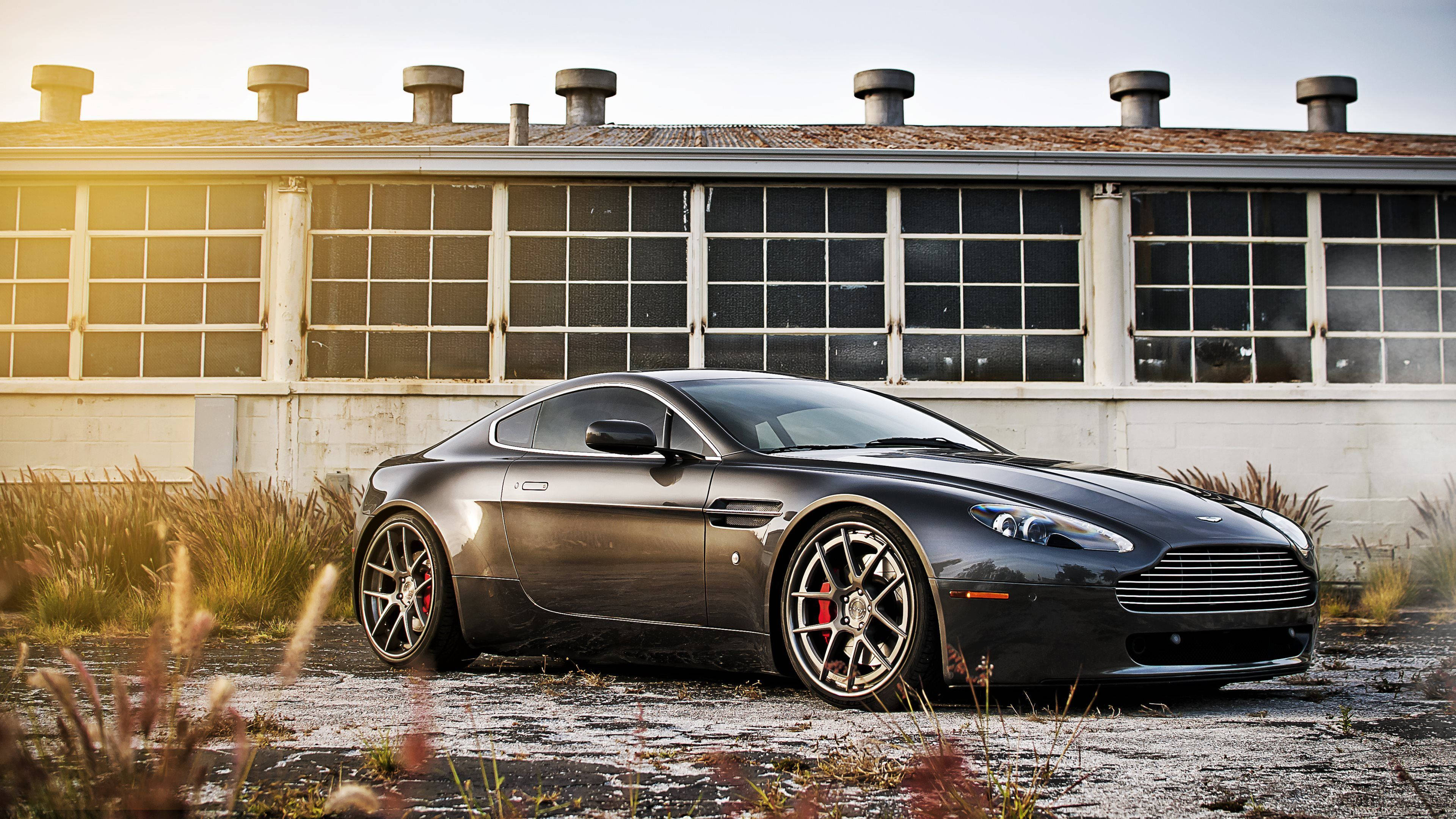 Αυτοκίνητο 4K Γκρι Aston Martin Db8 Ταπετσαρία