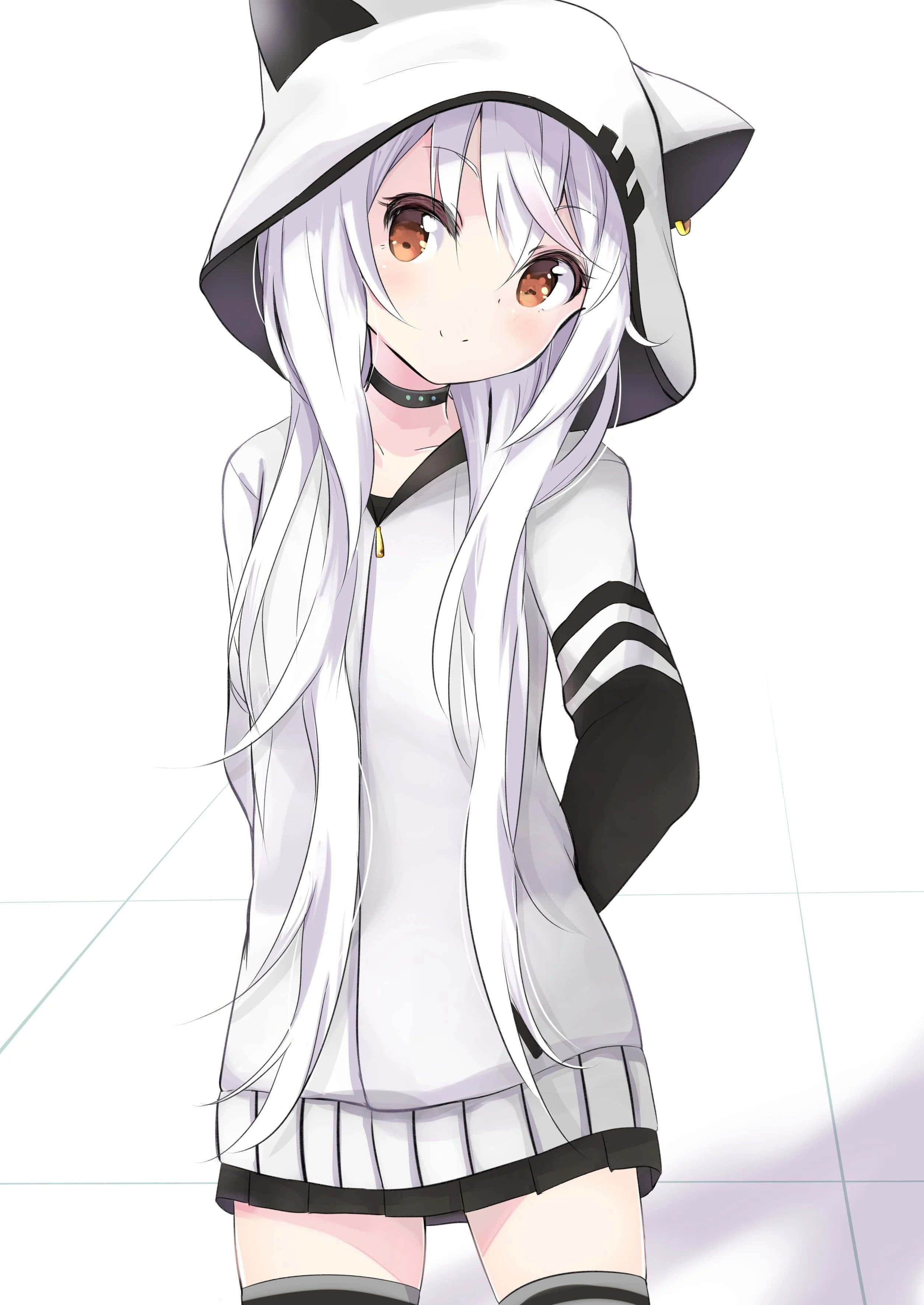 Μια χαριτωμένη anime κοπέλα με φούτερ με κουκούλα απολαμβάνει μια ηλιόλουστη χειμωνιάτικη μέρα. Ταπετσαρία