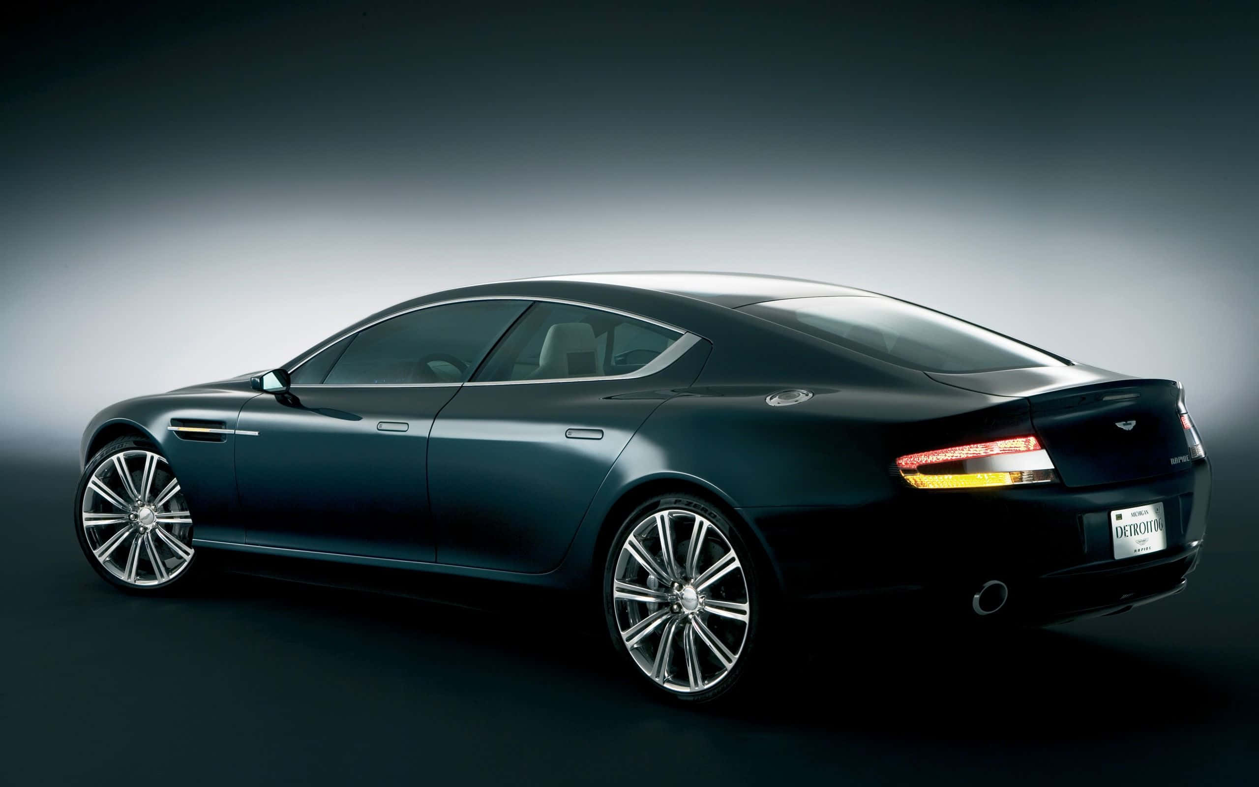 Aston Martin Rapide S - Πολυτέλεια και Απόδοση Ταπετσαρία