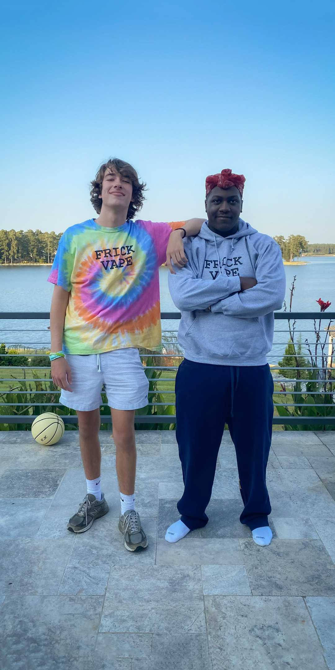 Baylen Levine και τραγουδιστής Yachty Ταπετσαρία