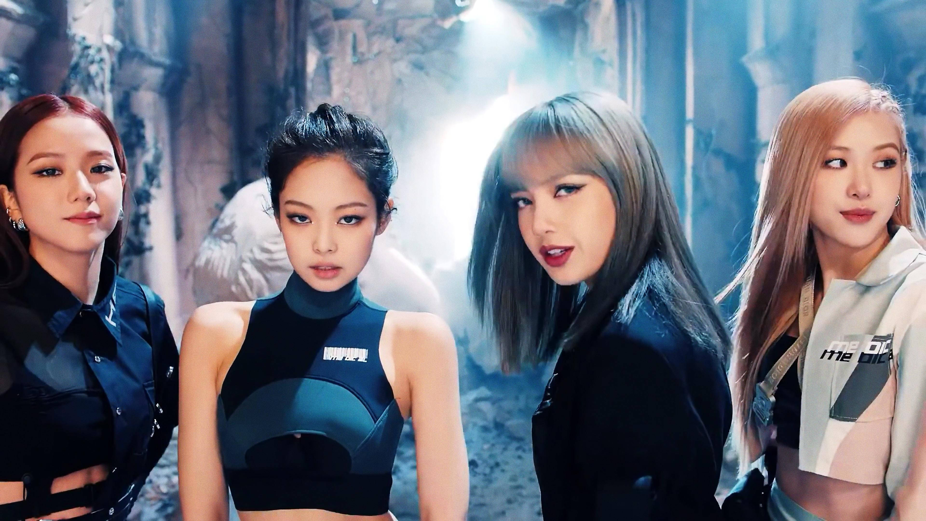 Blackpink Σε Καπνιστό Σκηνικό Ταπετσαρία