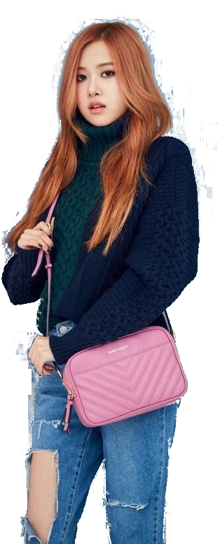 Μέλος των Blackpink σε Πόζα Μόδας με Τσάντα Ταπετσαρία