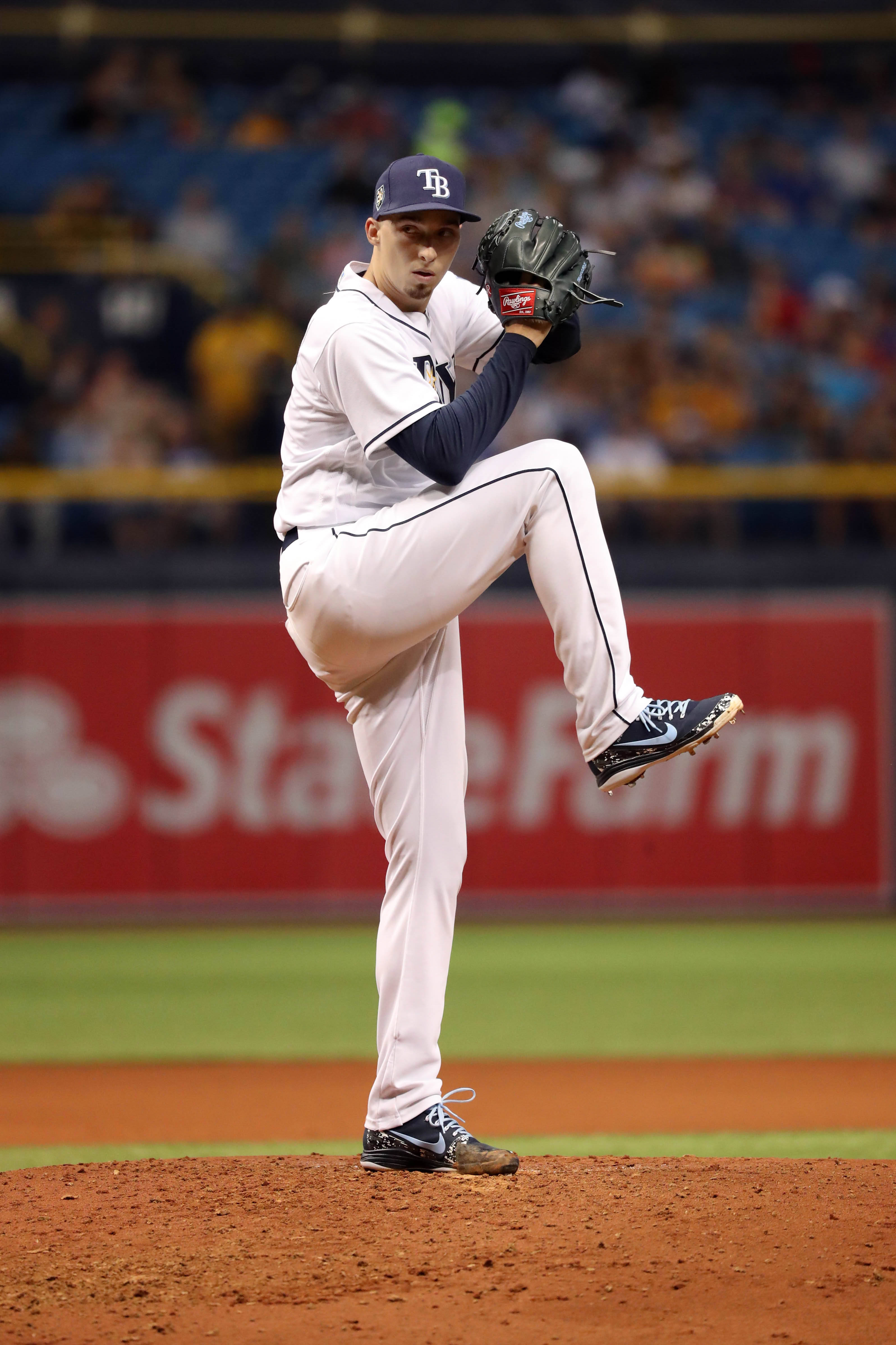 Blake Snell Σηκωμένο Πόδι Ταπετσαρία