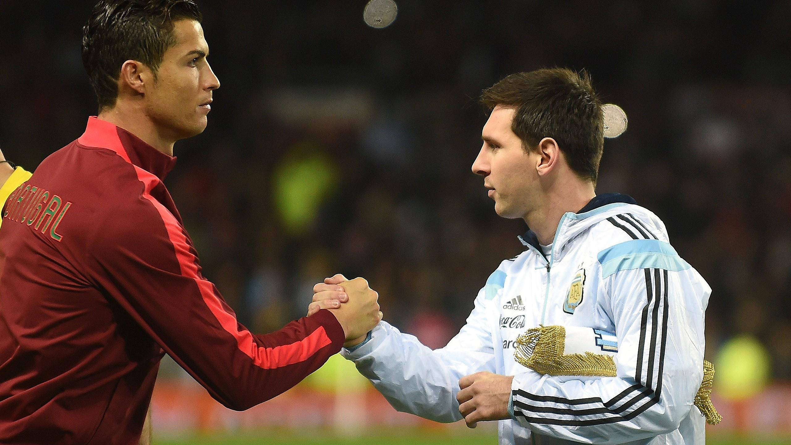 Bro Shake Messi και Ronaldo 4K Ταπετσαρία