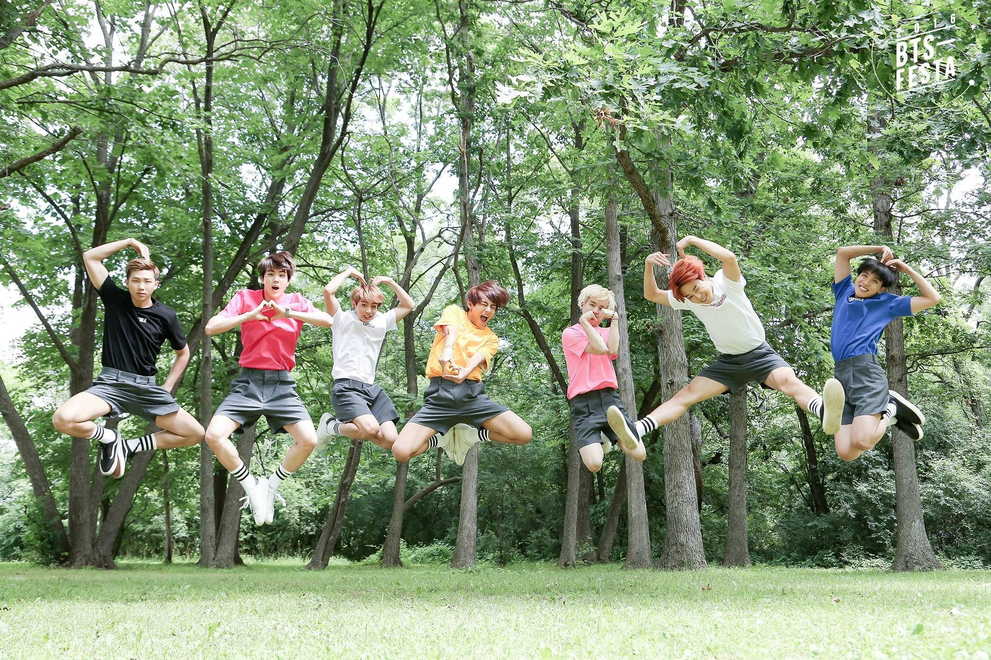 BTS Desktop Jumpshot Στο Δάσος Ταπετσαρία