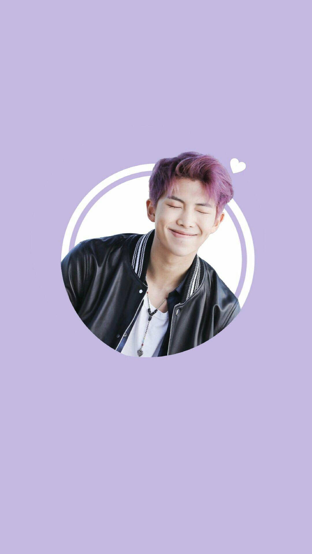 Χαριτωμένος BTS RM σε Κύκλο σε Μωβ Ταπετσαρία