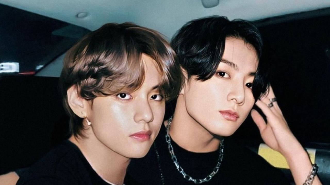 BTS V Jungkook Μέσα σε Αυτοκίνητο Ταπετσαρία