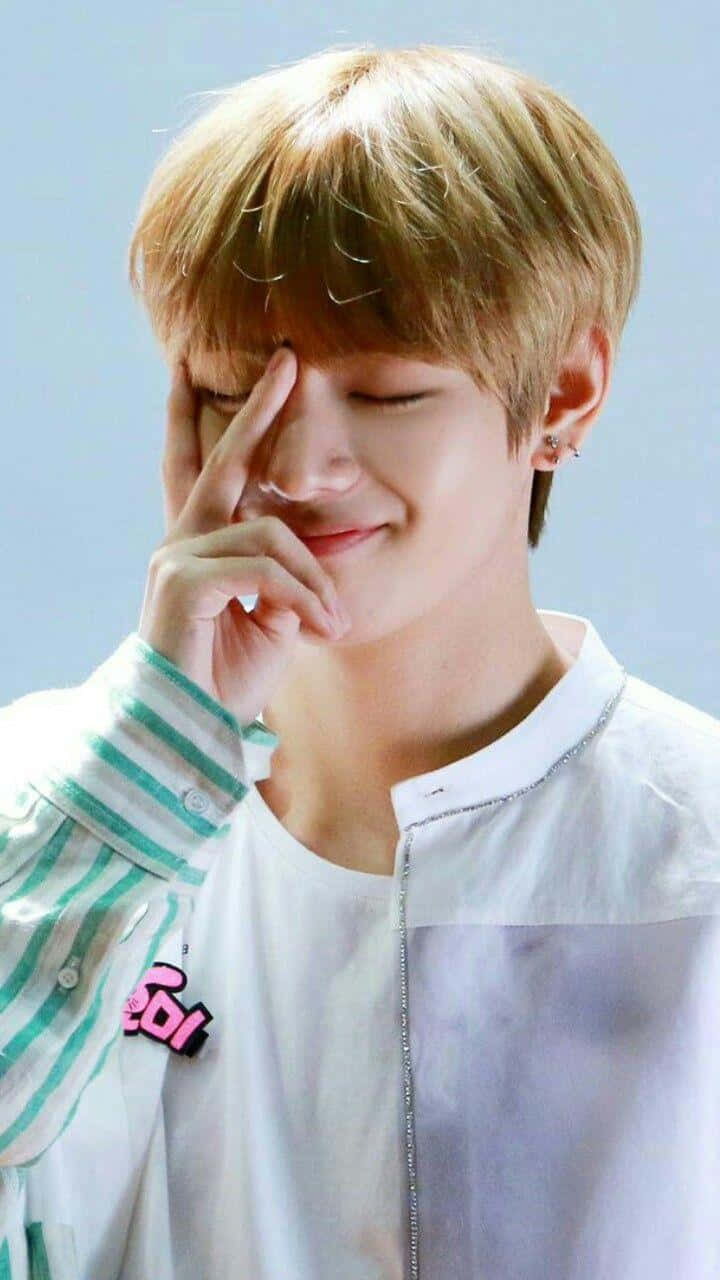 BTS V Σημαίνει Νίκη! Ταπετσαρία