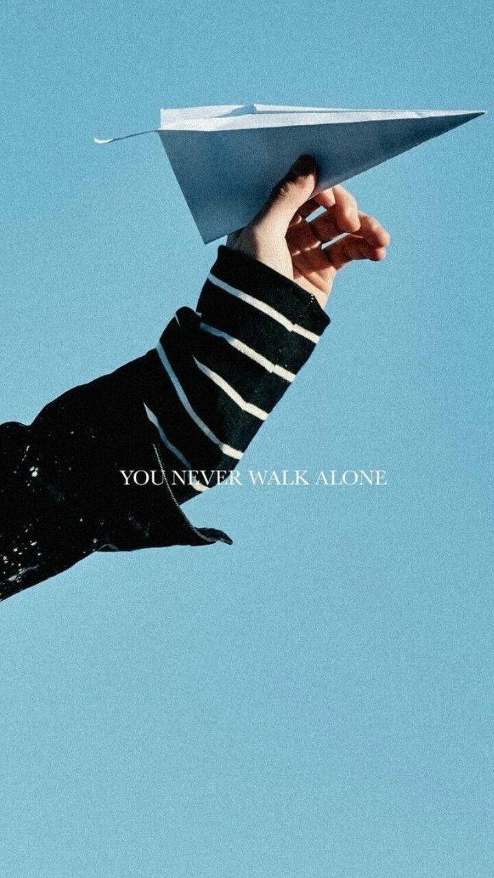 BTS Αισθητική You Never Walk Alone Ταπετσαρία