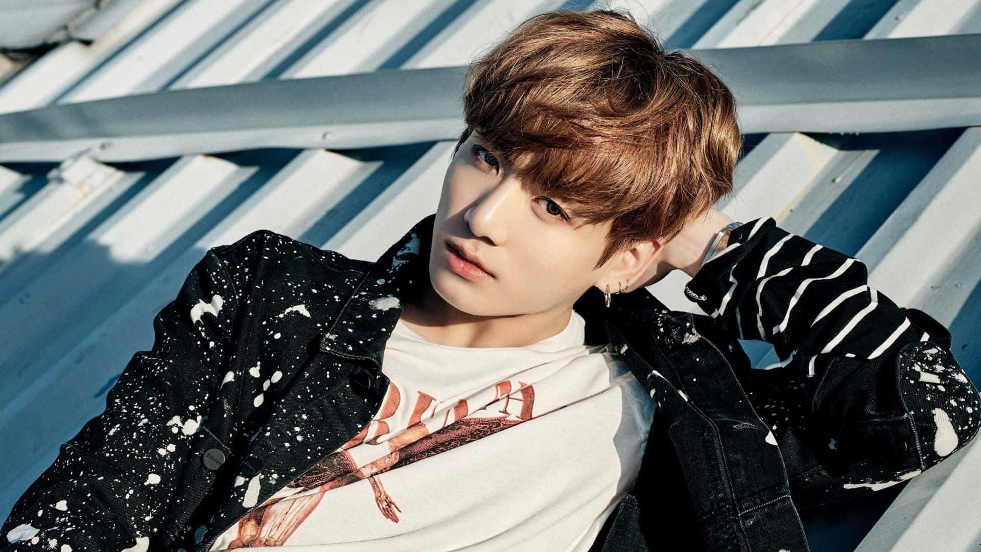 BTS Αισθητική: Έτοιμοι για αυτό το Καλοκαίρι Ταπετσαρία