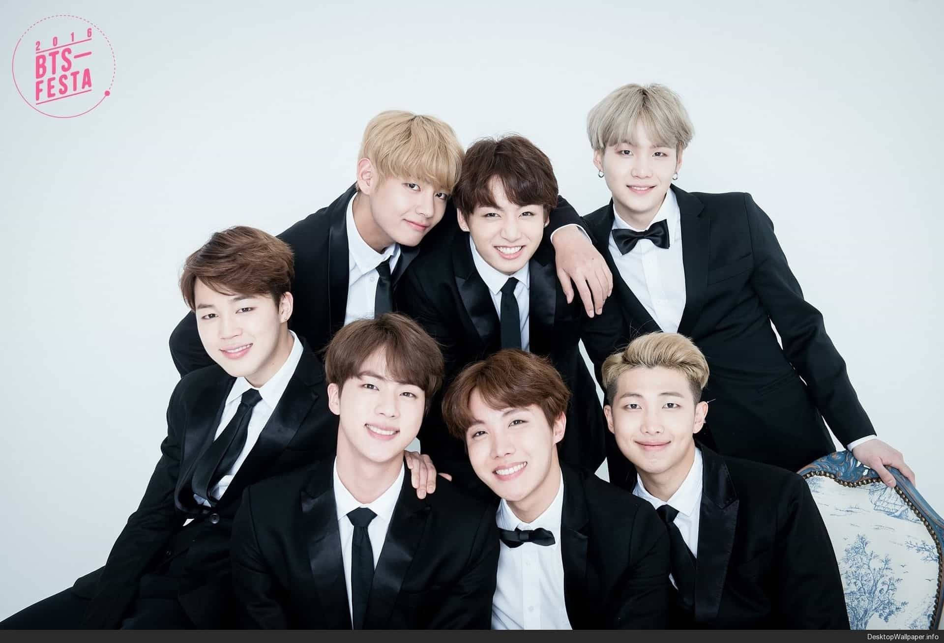 BTS Μαύρο Κοστούμι 2020 — Bts Ταπετσαρία