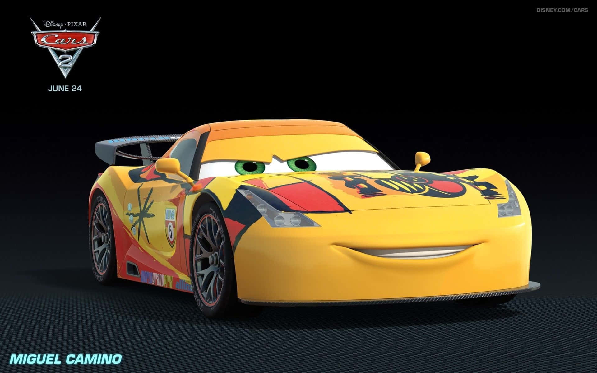 Πάτα το γκάζι με την παρέα του Cars 2. Ταπετσαρία