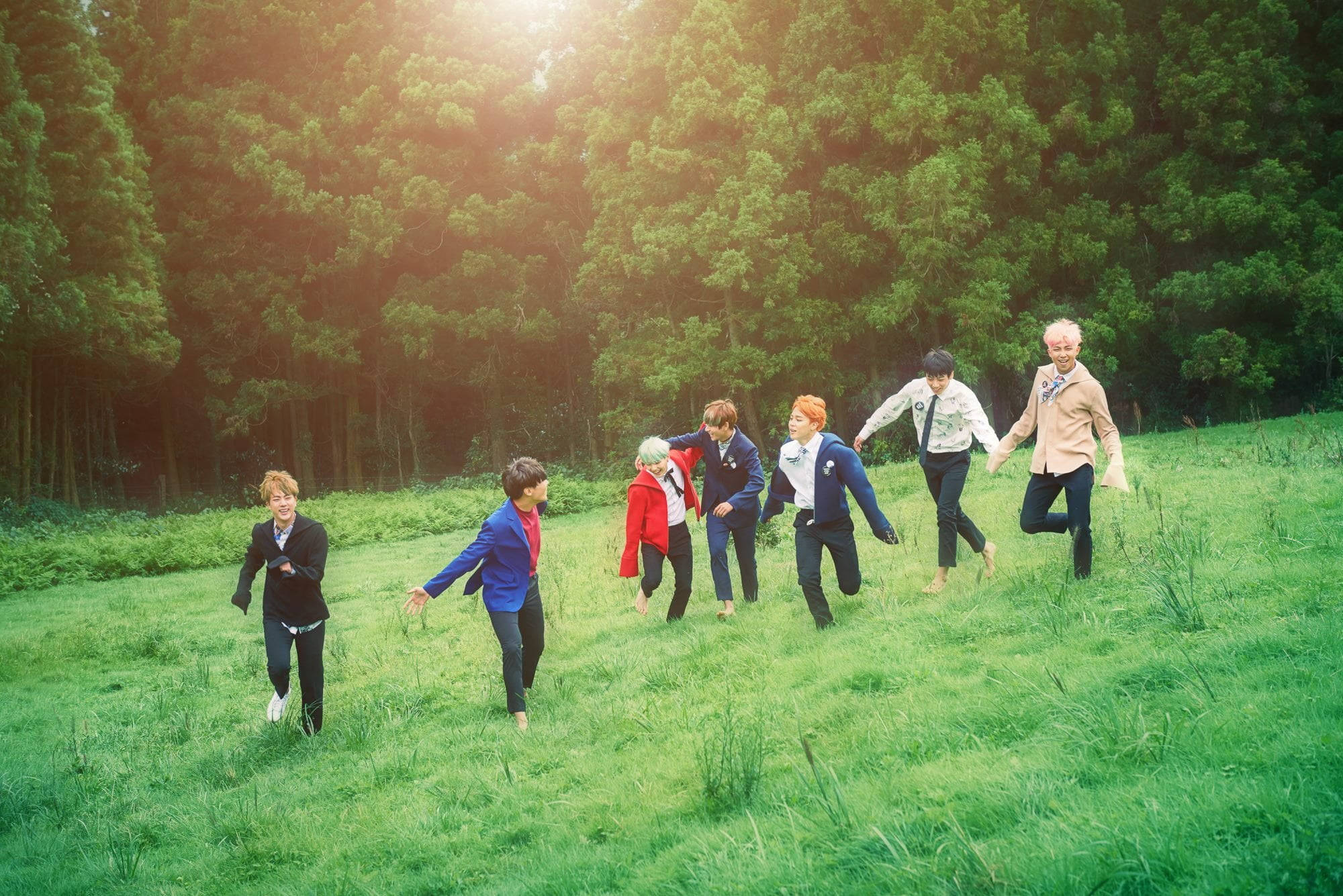 Cool BTS Laptop στην εποχή HYYH Ταπετσαρία