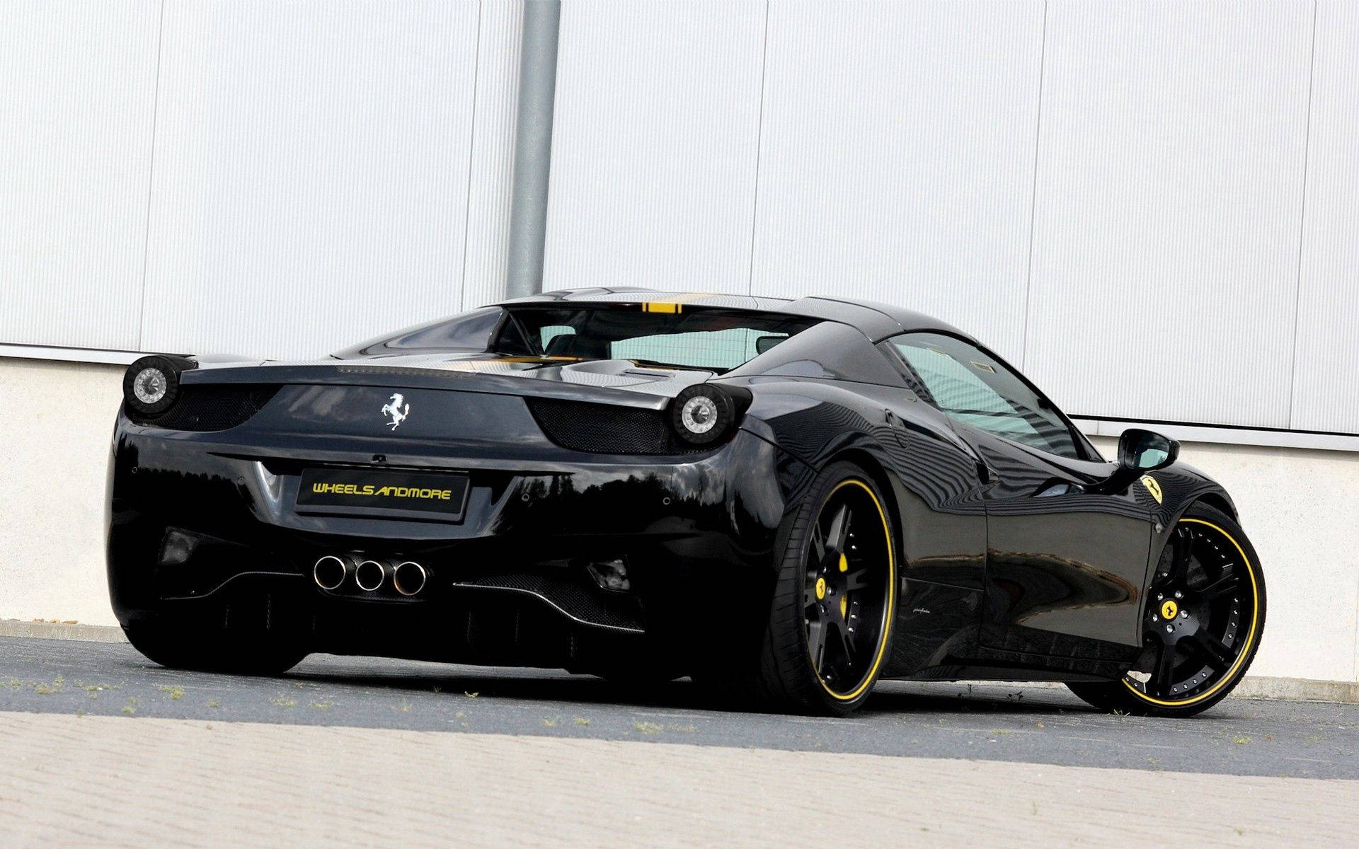 Η Ισχυρή Μαύρη Ferrari 458 Italia Ταπετσαρία