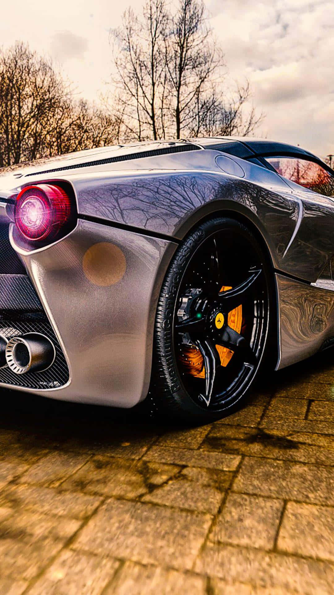 Ασημί Ακριβό Ferrari Ταπετσαρία