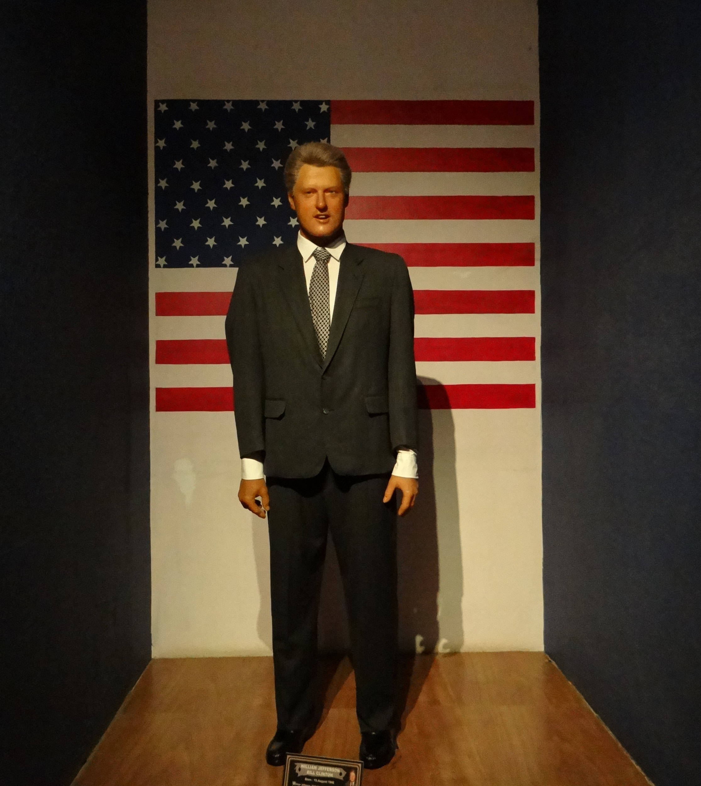 Former US President Bill Clinton delivering a speech Ταπετσαρία