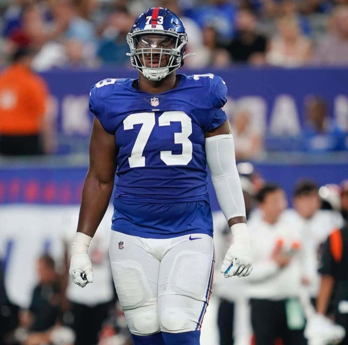 Επιθετικός Αμυντικός των Giants, Evan Neal Ταπετσαρία