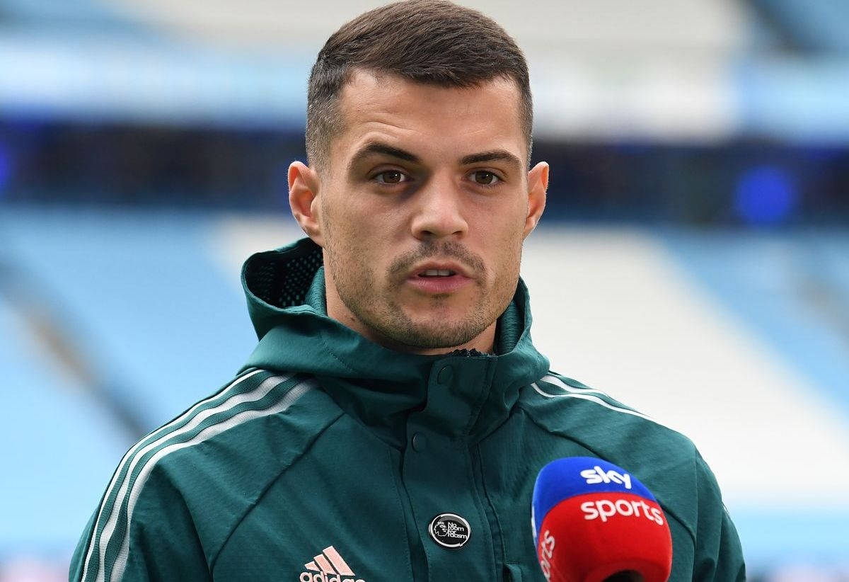 Granit Xhaka Πράσινο Πάρκα Ταπετσαρία