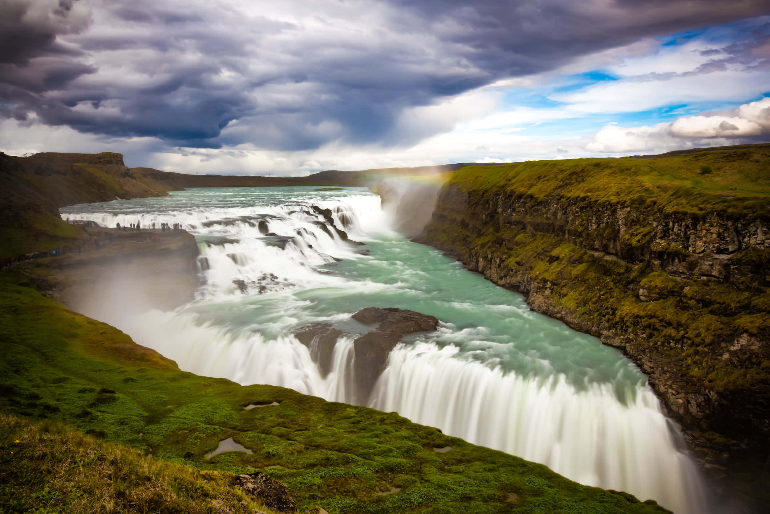 Καταρράκτης Gullfoss με Βαριά Σύννεφα στη Νοτιοδυτική Ισλανδία Ταπετσαρία