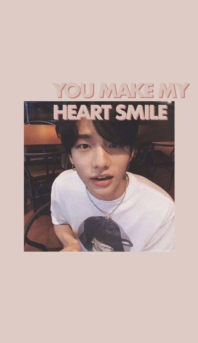 Νοτιοκορεάτης Τραγουδιστής Hyunjin You Make My Heart Smile Ταπετσαρία
