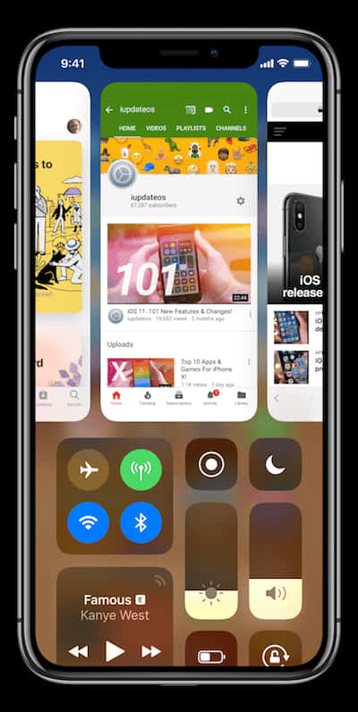 iPhone 12 με οθόνη που προβάλλει την εφαρμογή YouTube Ταπετσαρία