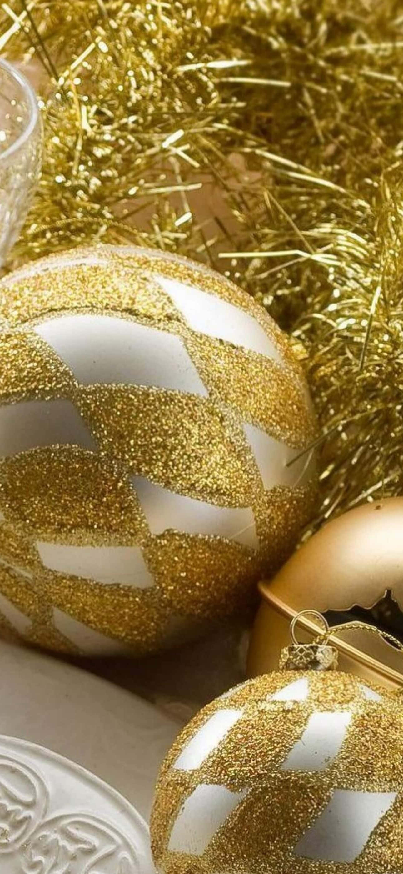 Μπείτε στο γιορτινό πνεύμα με μια γιορτινή χριστουγεννιάτικη ταπετσαρία iPhone! Ταπετσαρία