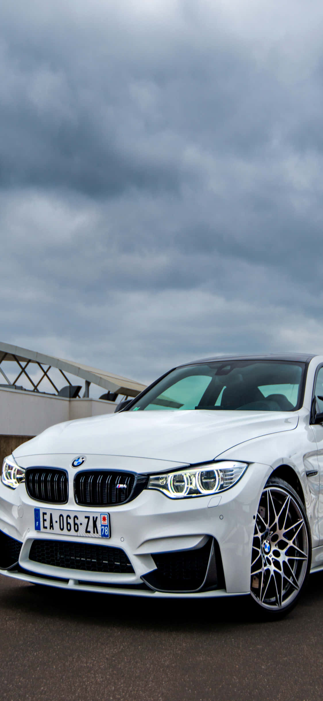 Απολαύστε τη δύναμη του νέου iPhone X και της BMW. Ταπετσαρία