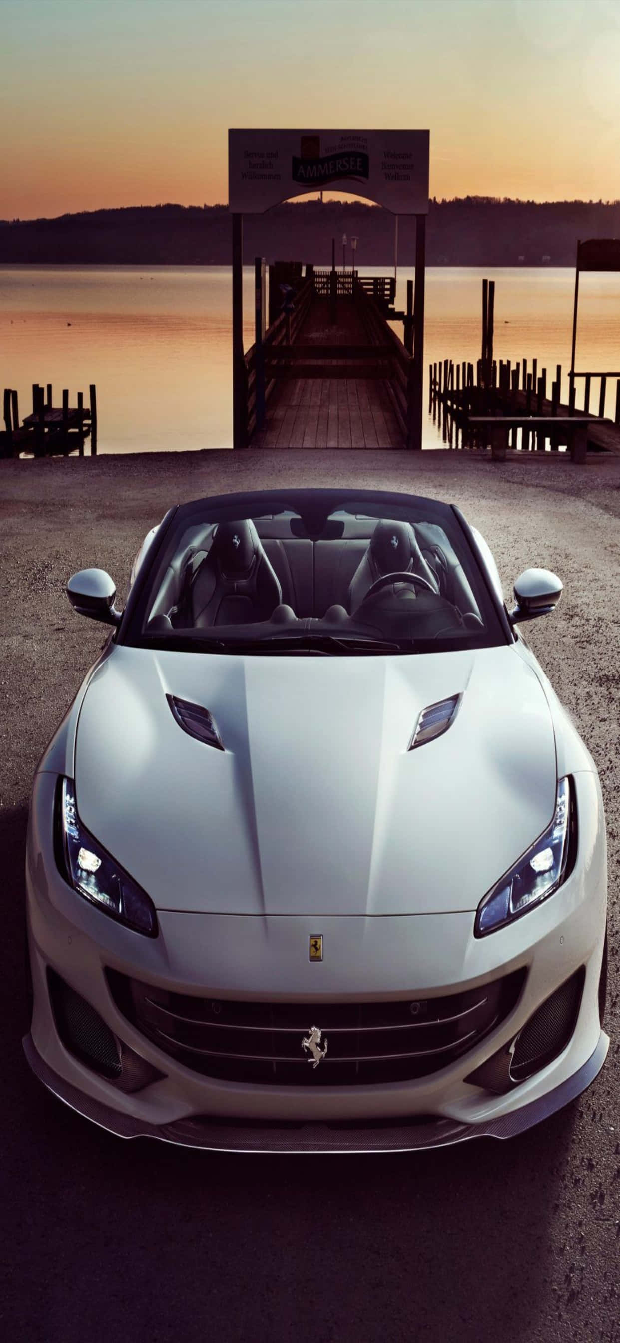 iPhone Xs Max Ferrari Φόντο Ανοιχτό Γκρι Ferrari Portofino Ταπετσαρία