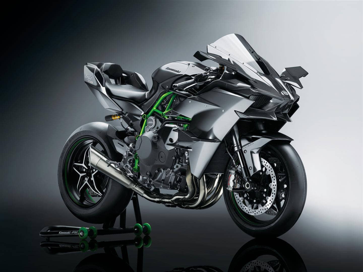 Μαύρο Kawasaki H2r με Φουτουριστικό Σχεδιασμό Ταπετσαρία