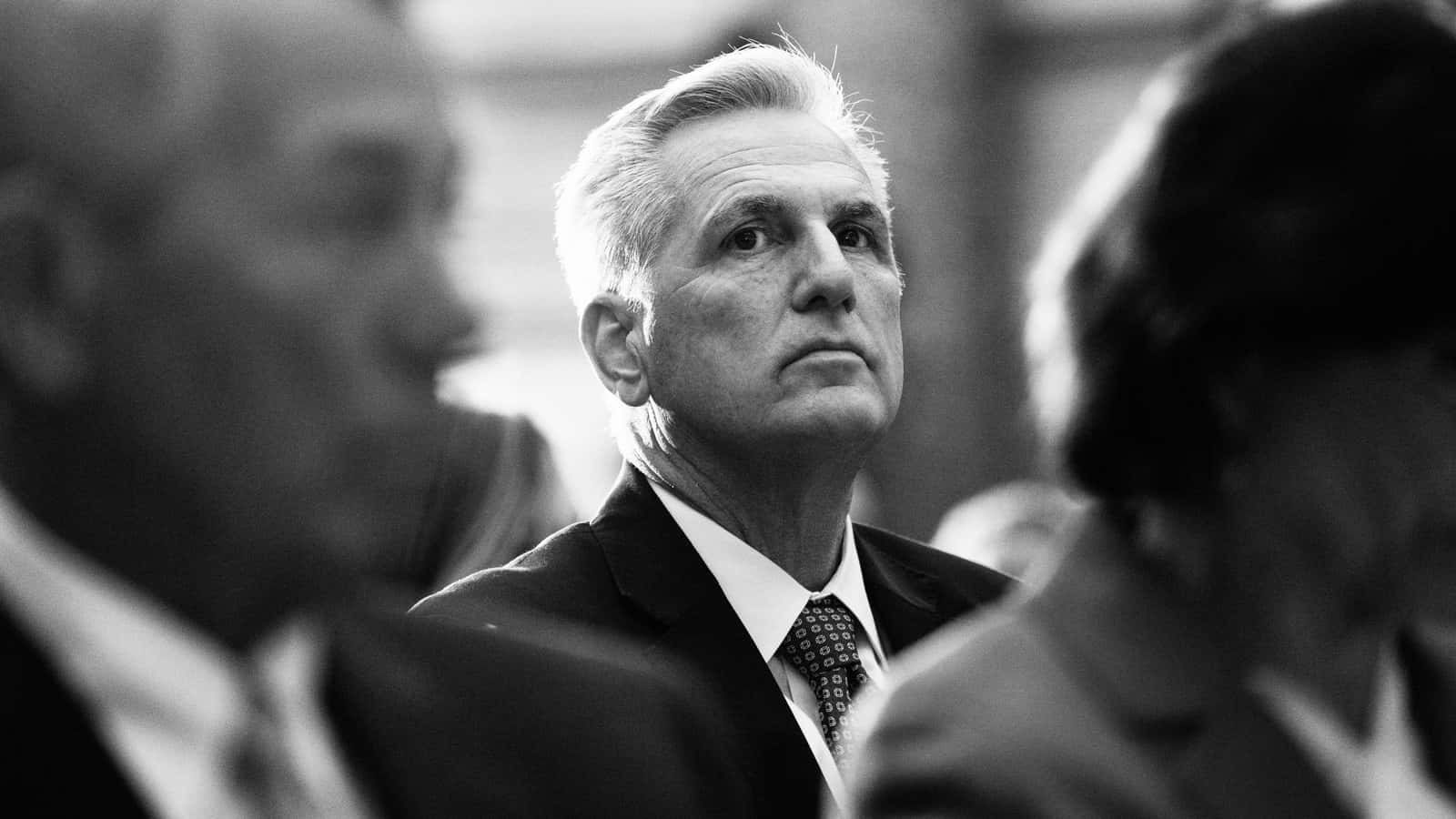 Ασπρόμαυρη Φωτογραφία του Kevin McCarthy Ταπετσαρία