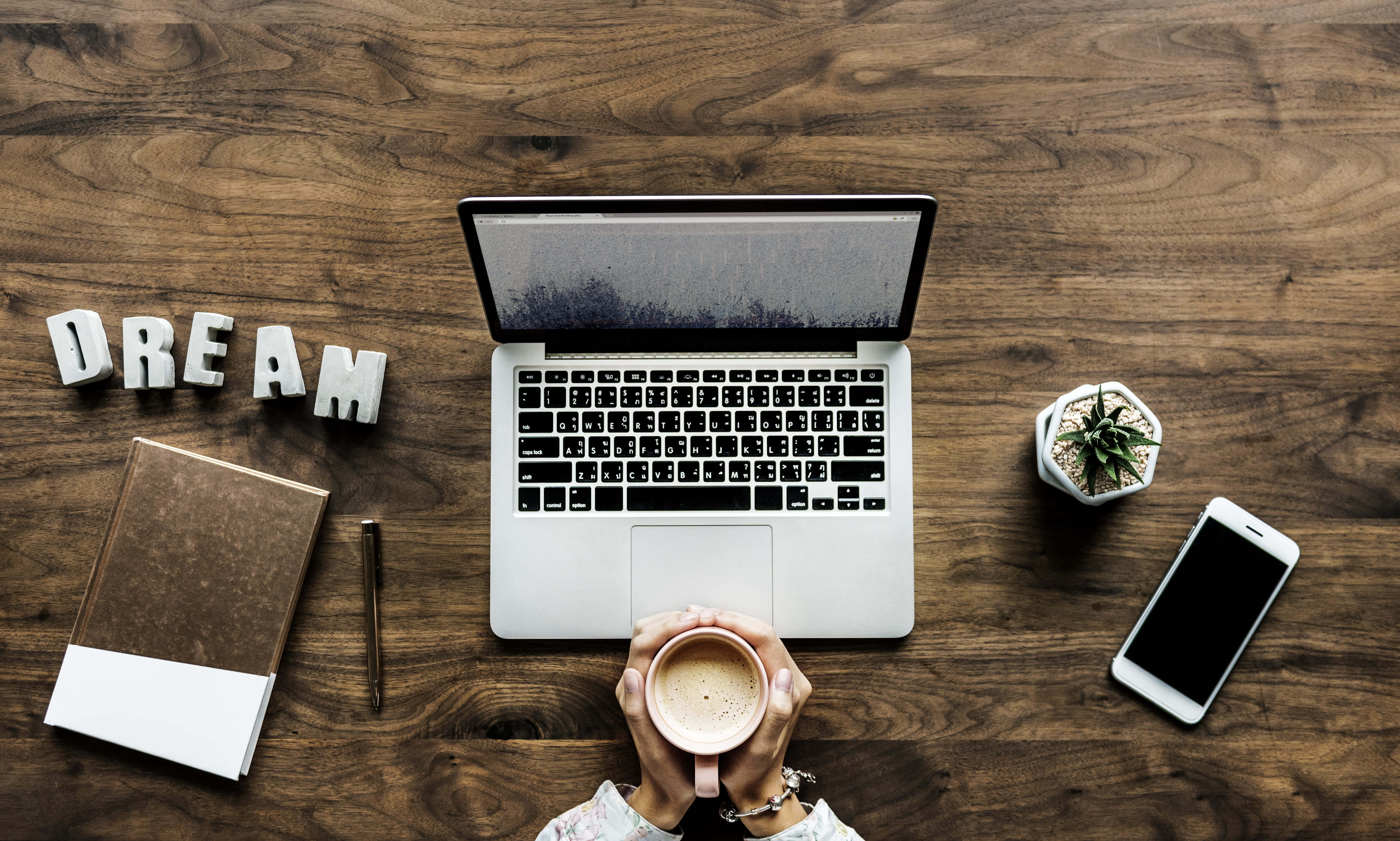 Αισθητικές φωτογραφίες Macbook Ταπετσαρία