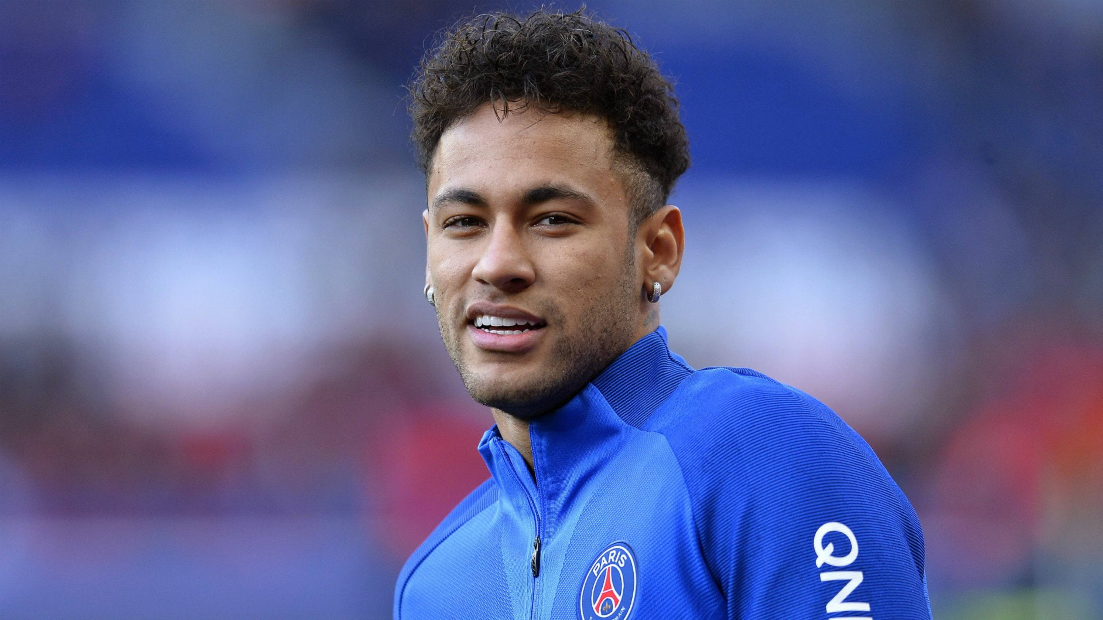 Neymar με Μπλε Μπουφάν 4K Ταπετσαρία