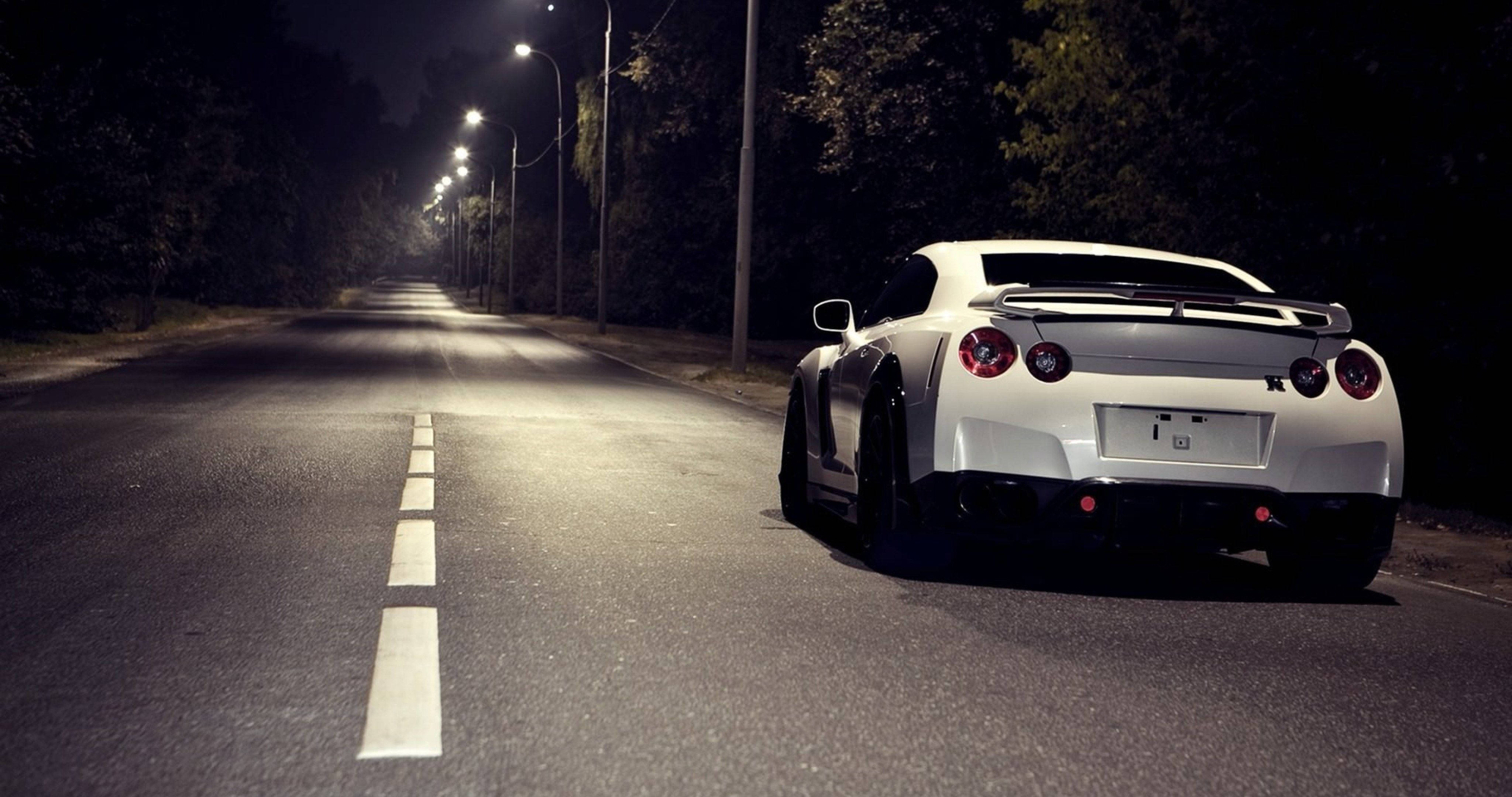 Λευκό Nissan GTR 4K Ταπετσαρία