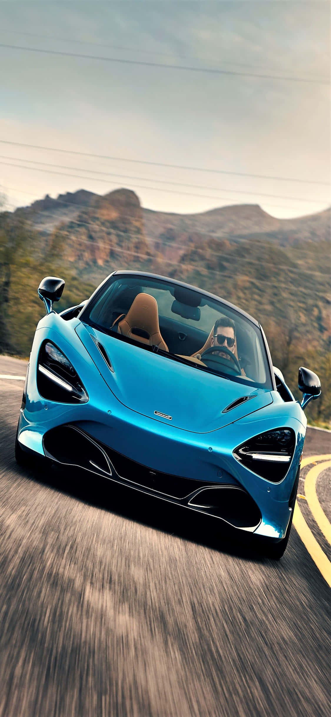 Αποκάλυψη Πολυτελούς Roadster Ταπετσαρία