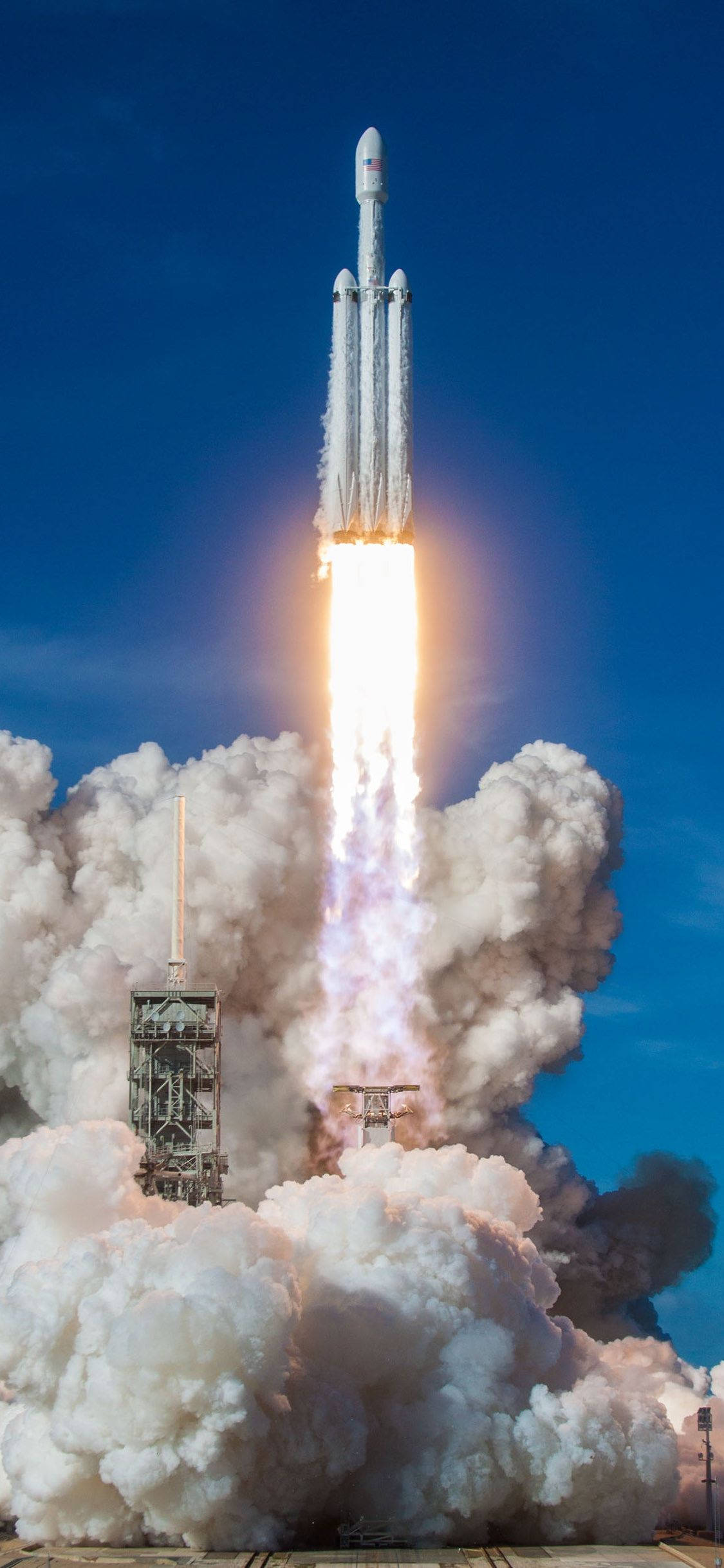 Εκτόξευση SpaceX Falcon Heavy Ταπετσαρία