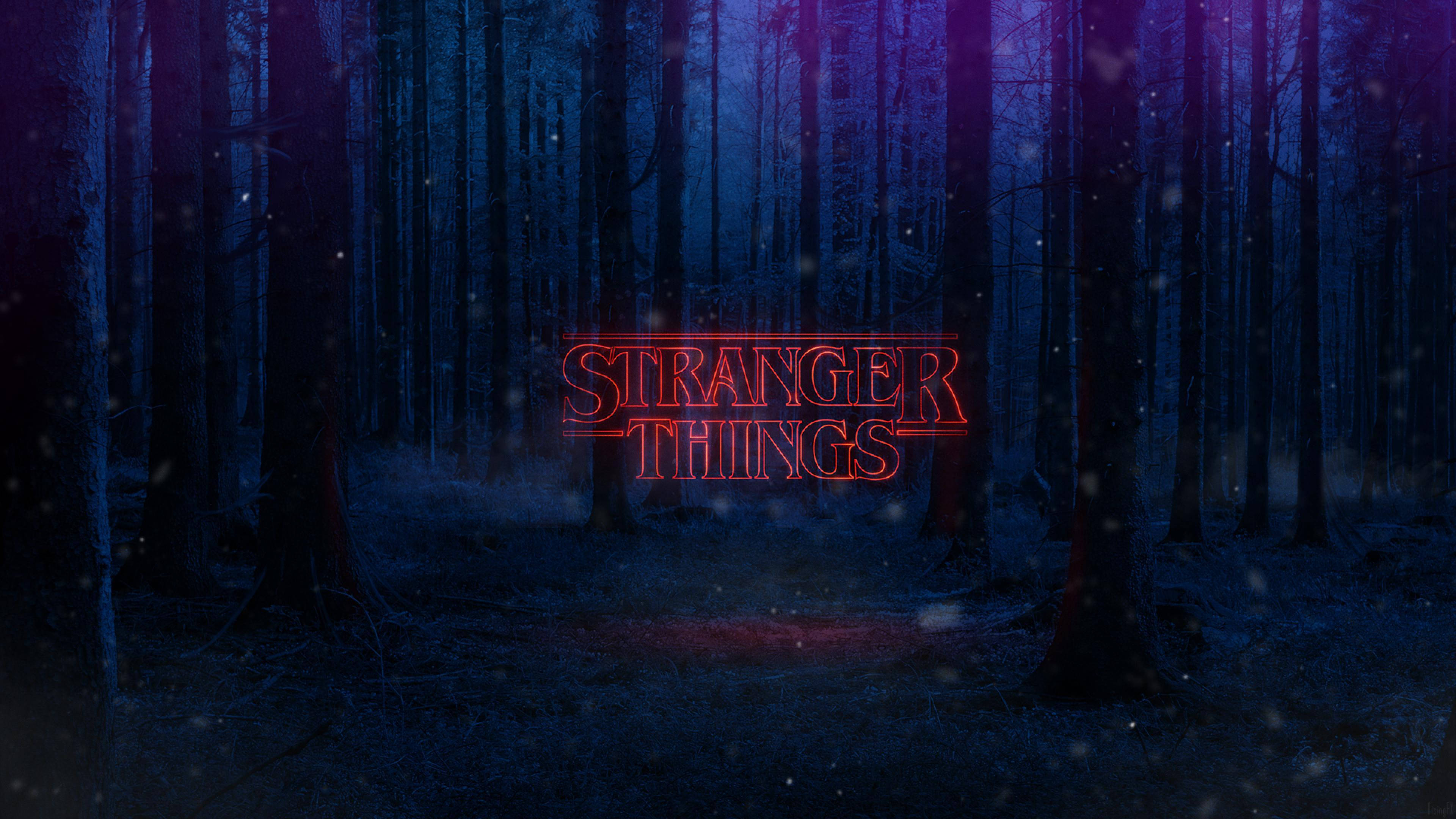 Stranger Things 4K Λογότυπο στο Δάσος Ταπετσαρία