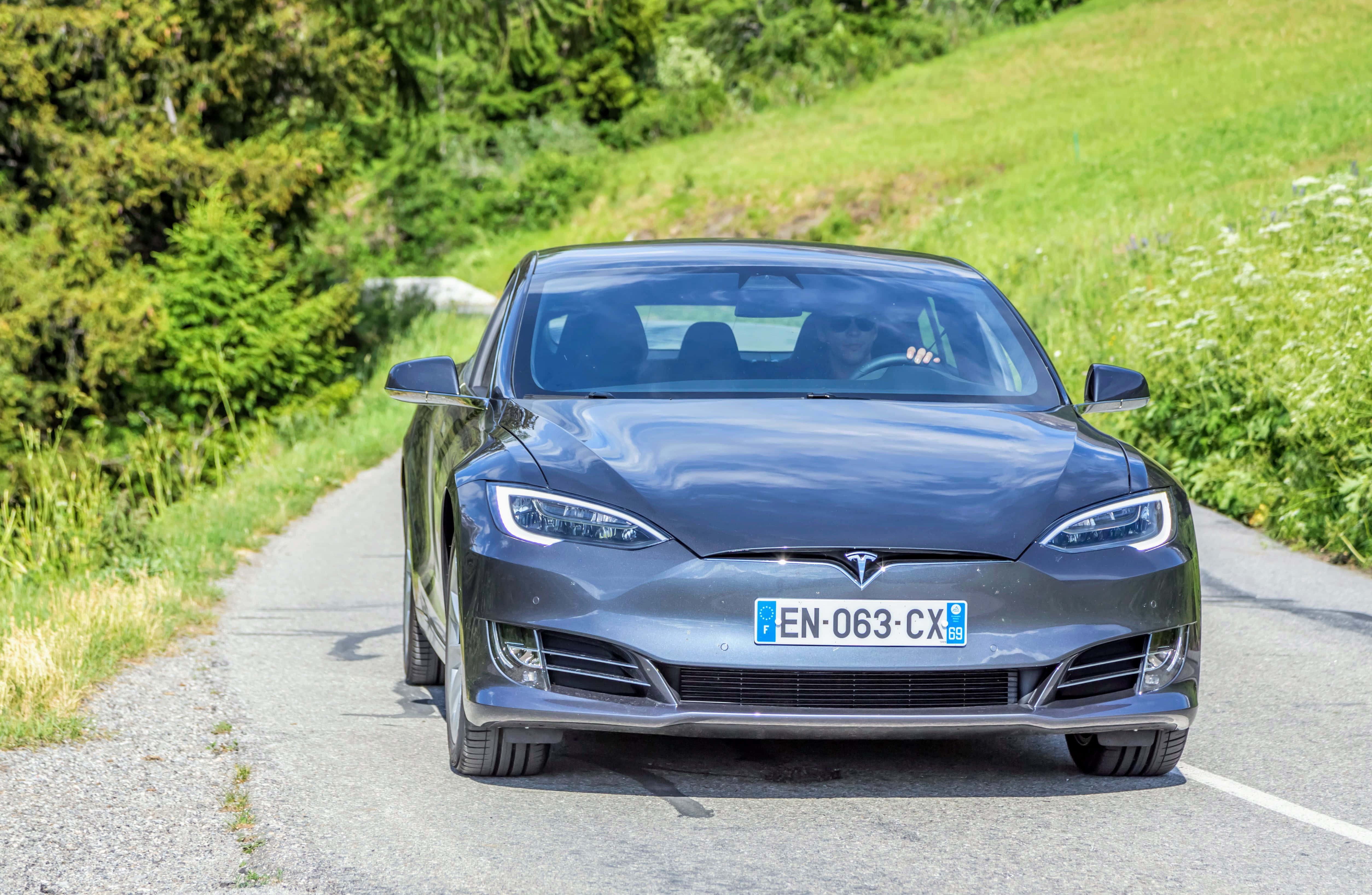 Tesla Αυτοκίνητο Ταπετσαρία
