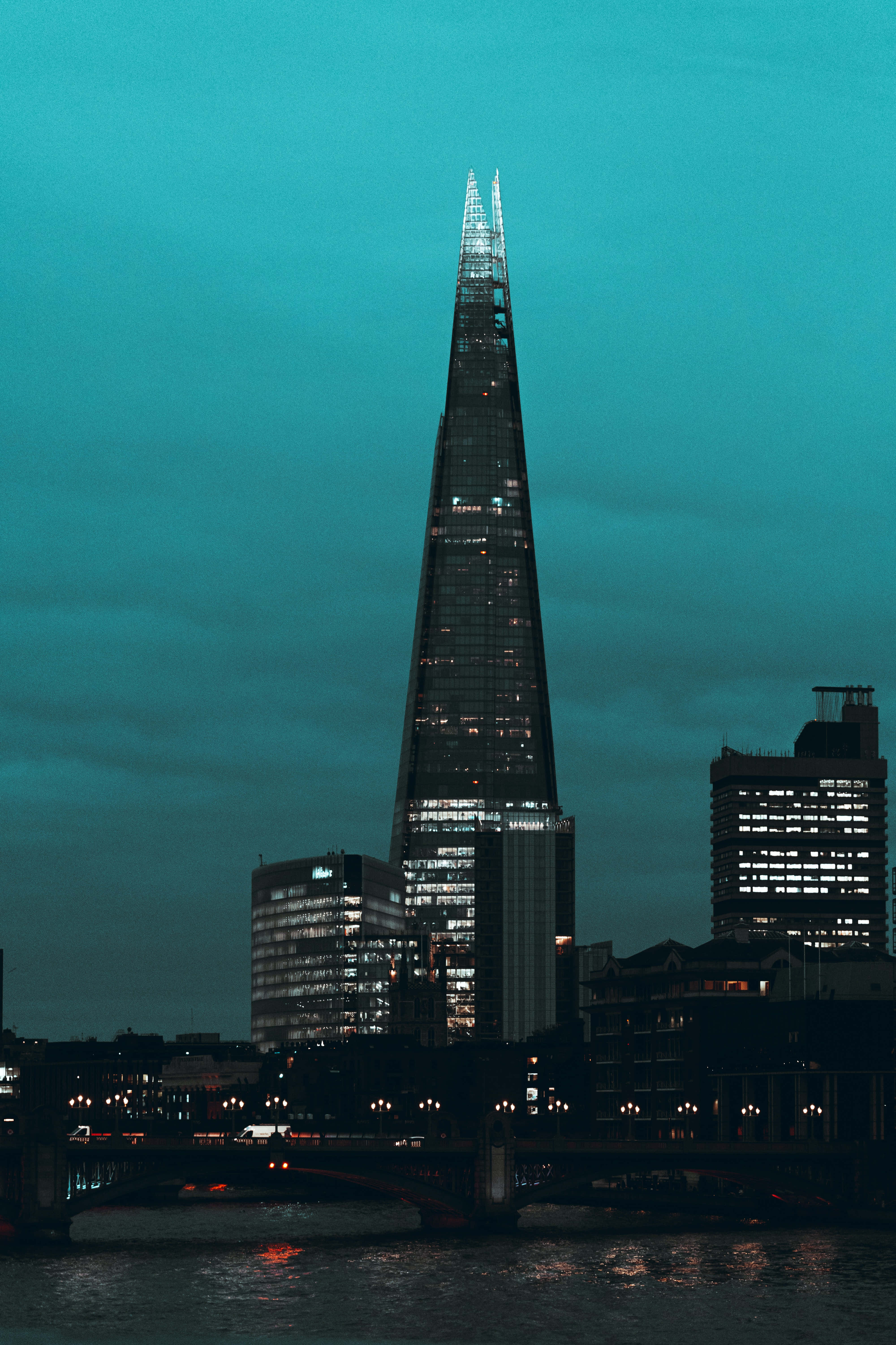 The Shard Κάτω από ένα Τιρκουάζ Ουρανό Ταπετσαρία