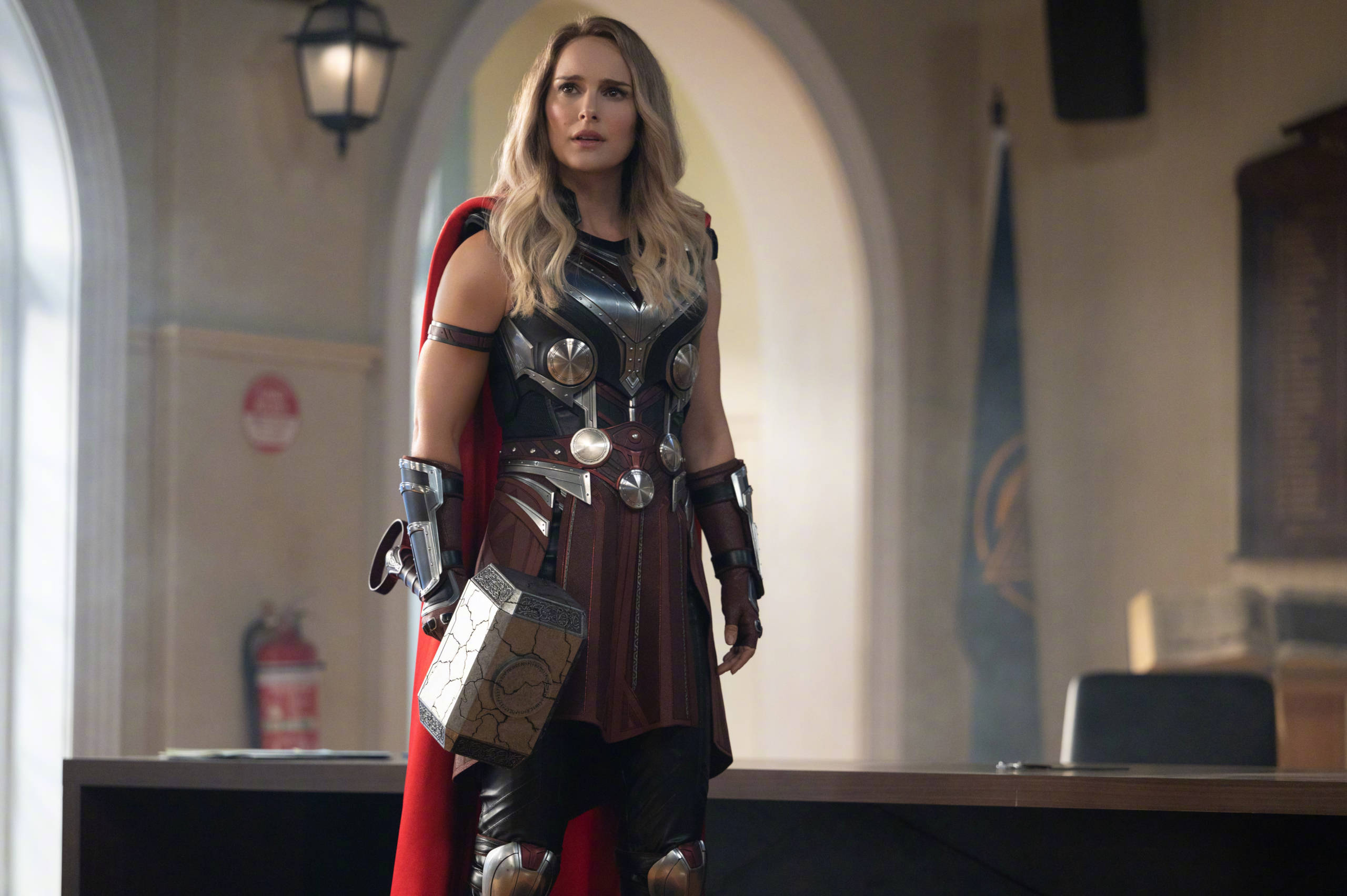 Thor Love And Thunder Μπερδεμένη Τζέιν Ταπετσαρία