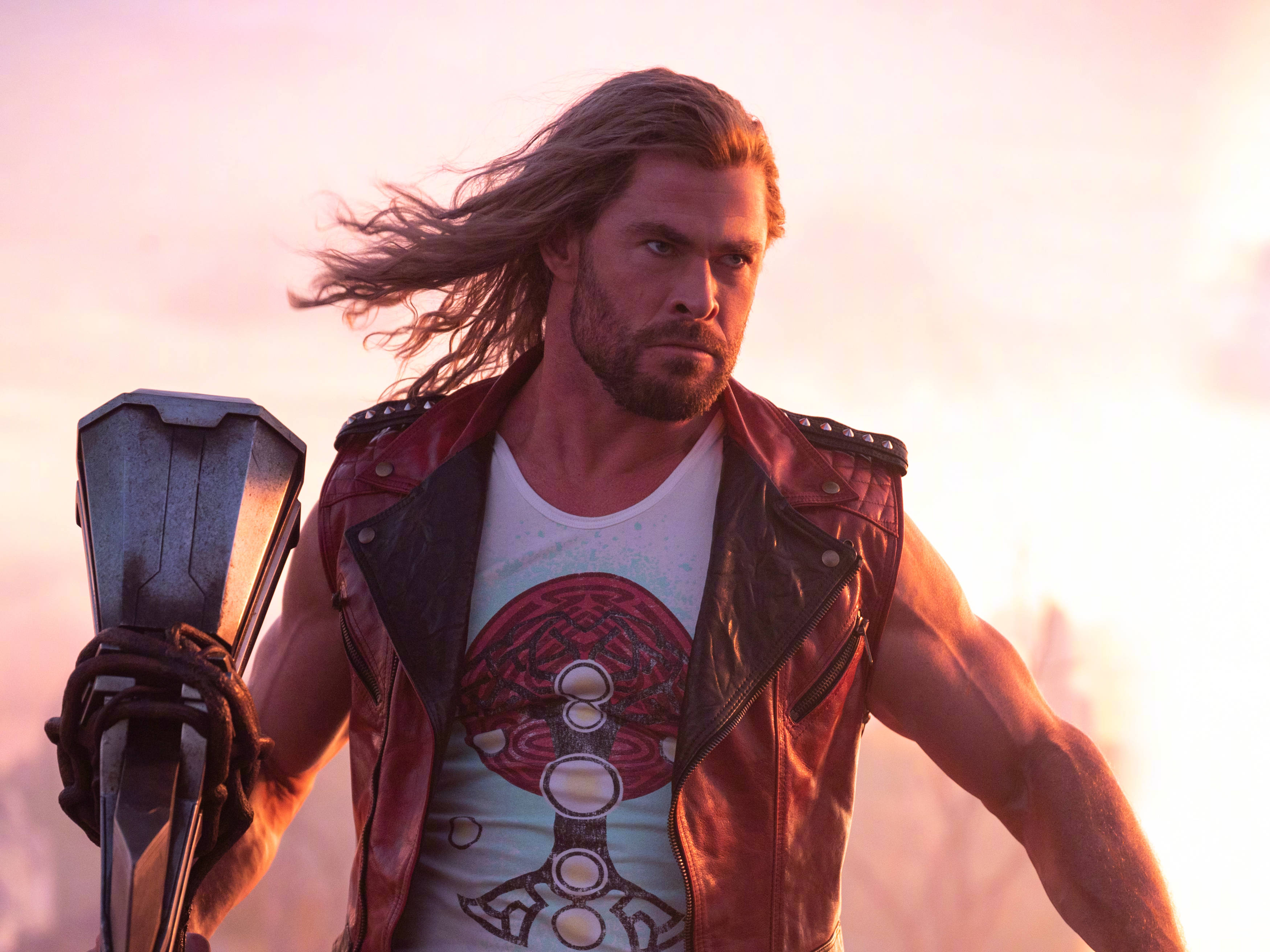 Thor Love And Thunder Άγριος Θορ Ταπετσαρία