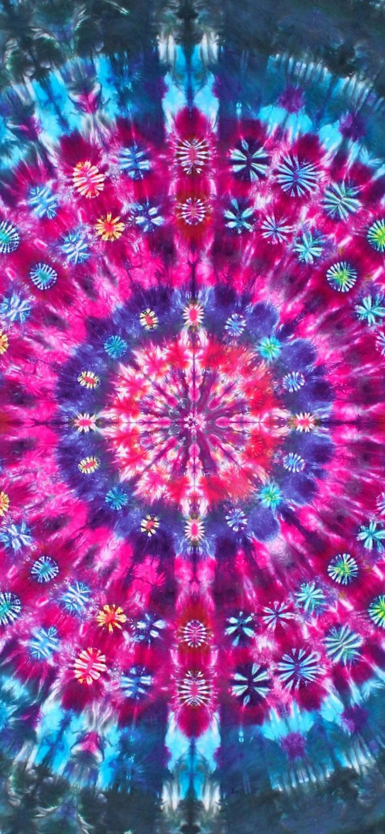 Τραβήξτε τα βλέμματα με ένα τολμηρό φόντο tie dye υψηλής ανάλυσης Ταπετσαρία