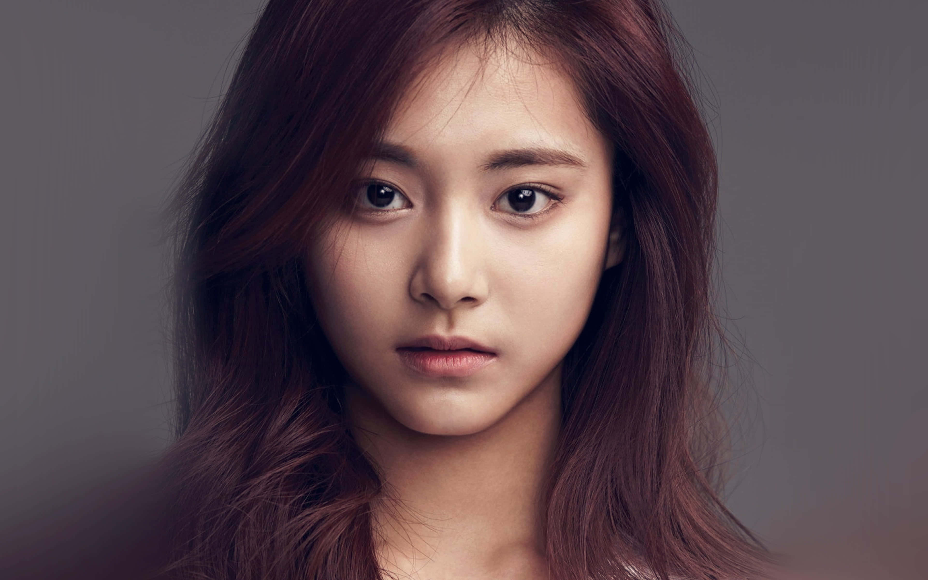 Twice K-Pop Group σε μια Κομψή Φωτογράφηση Ταπετσαρία