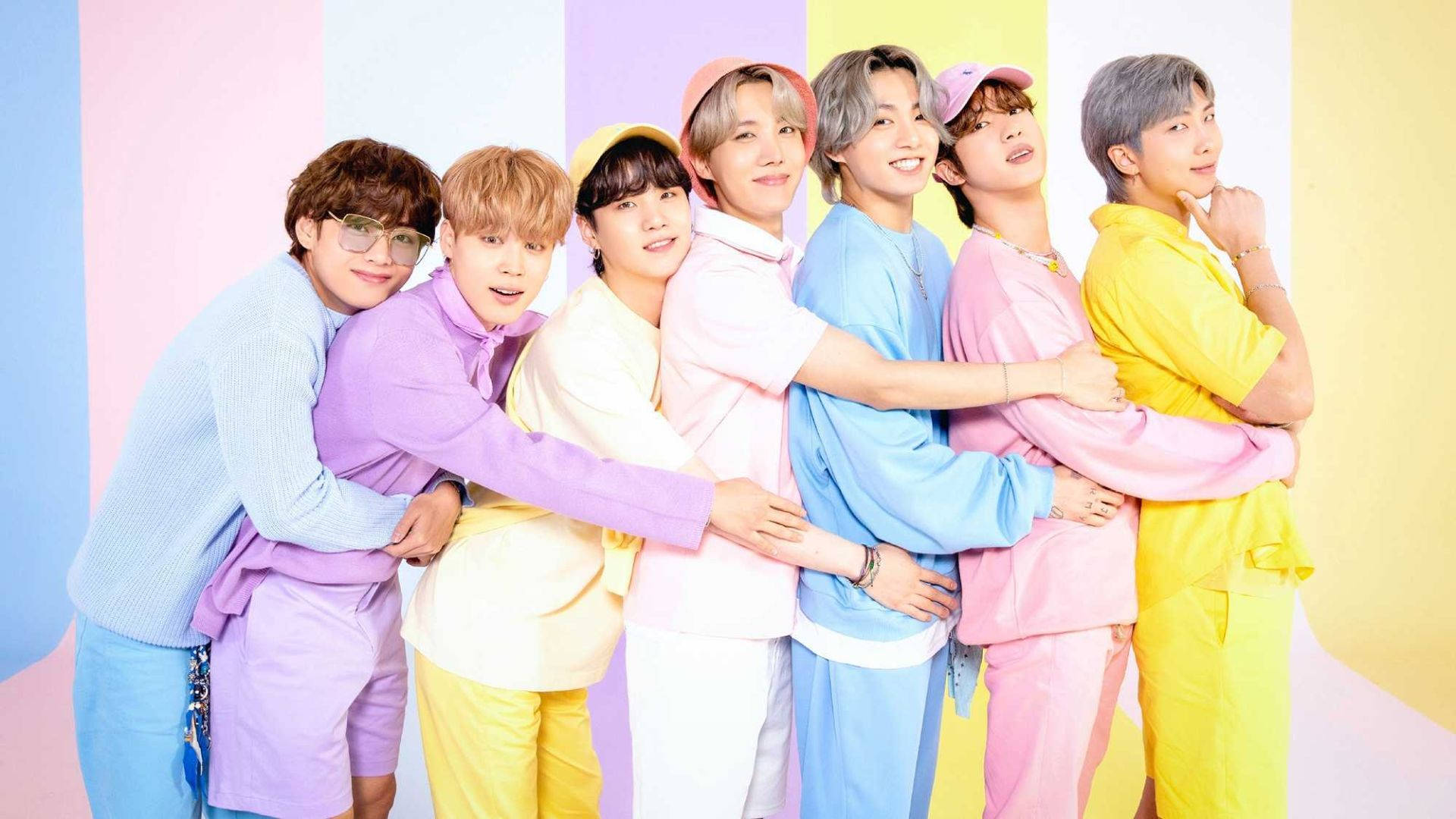 Wallpaper BTS Αγκαλιά Αλυσίδα Ταπετσαρία