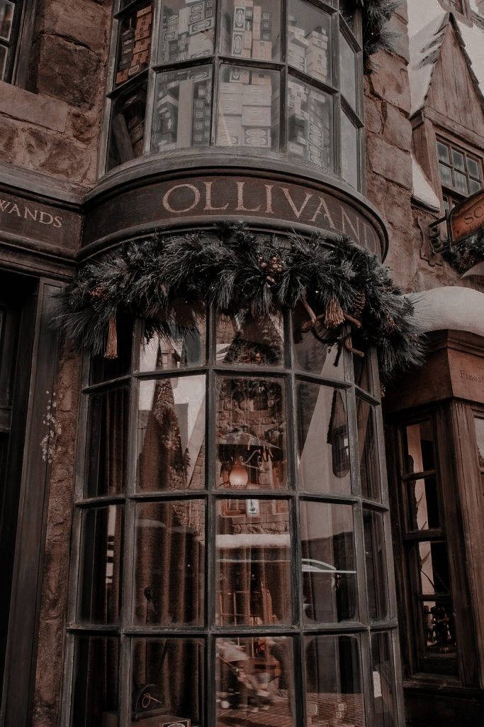 Αισθητική του Καταστήματος Ραβδιών Ollivanders από το Χάρι Πότερ Ταπετσαρία