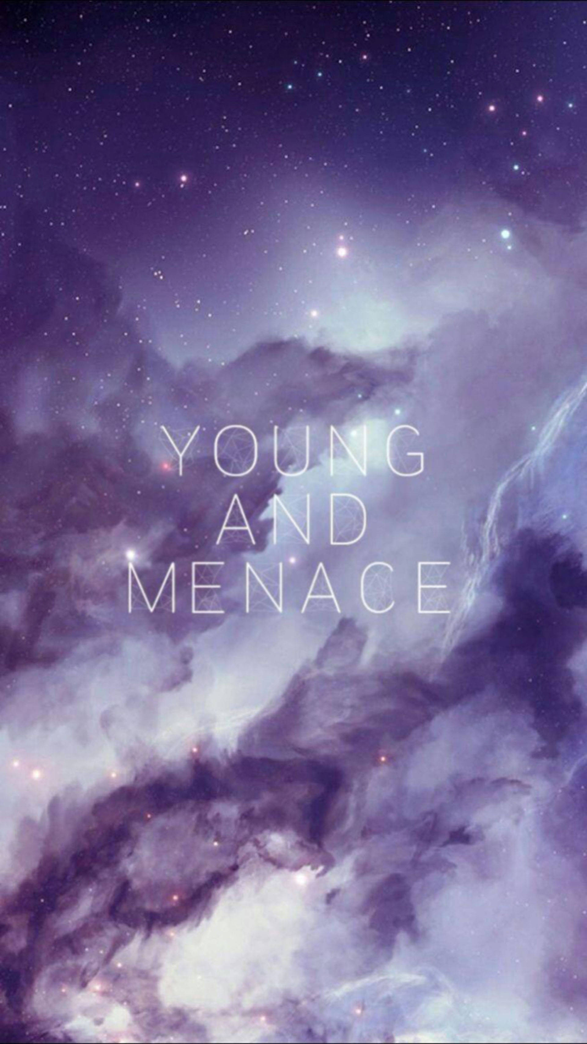 Αισθητικό Αγόρι Young And Menace Ταπετσαρία