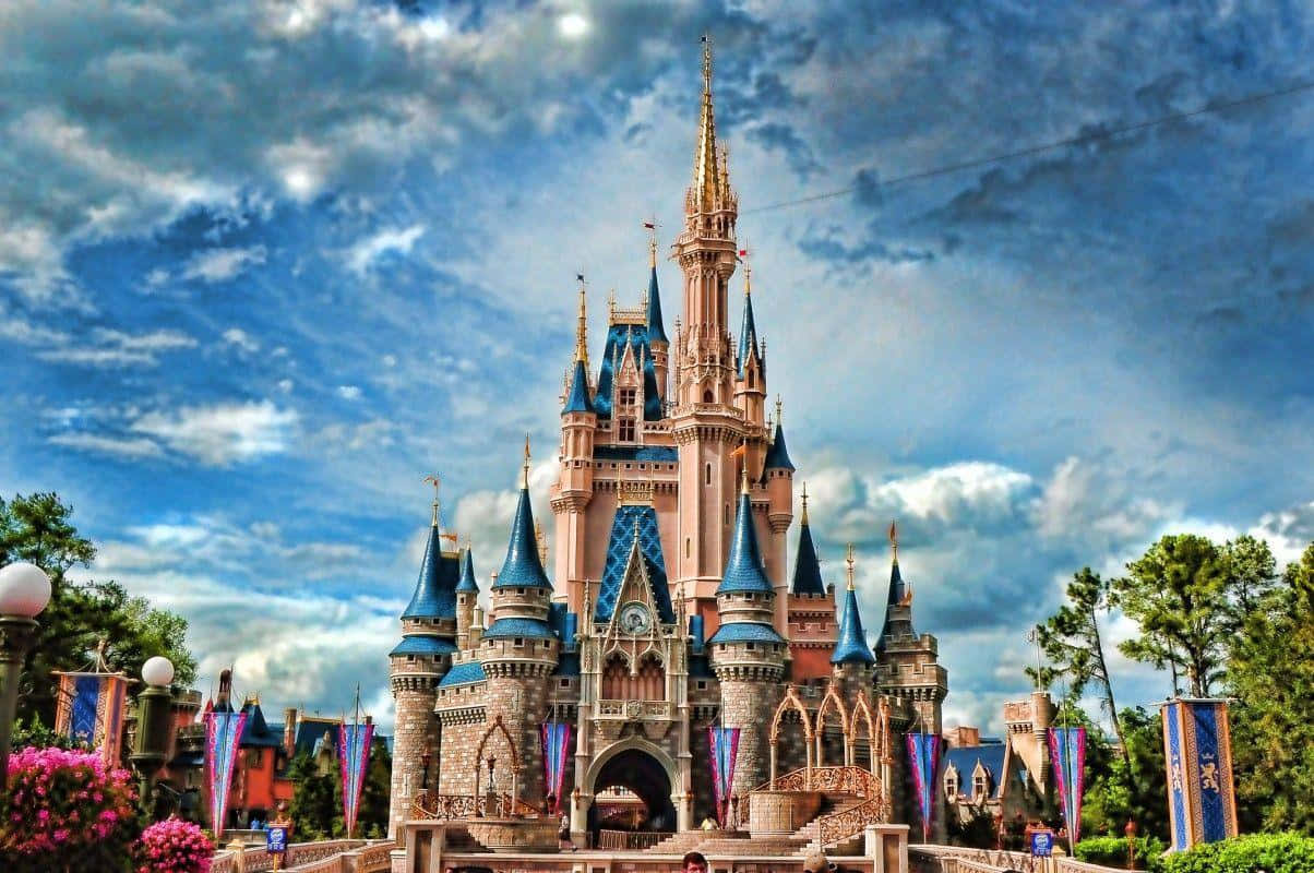 Αισθητικός ουρανός της Disney World για επιφάνεια εργασίας Ταπετσαρία