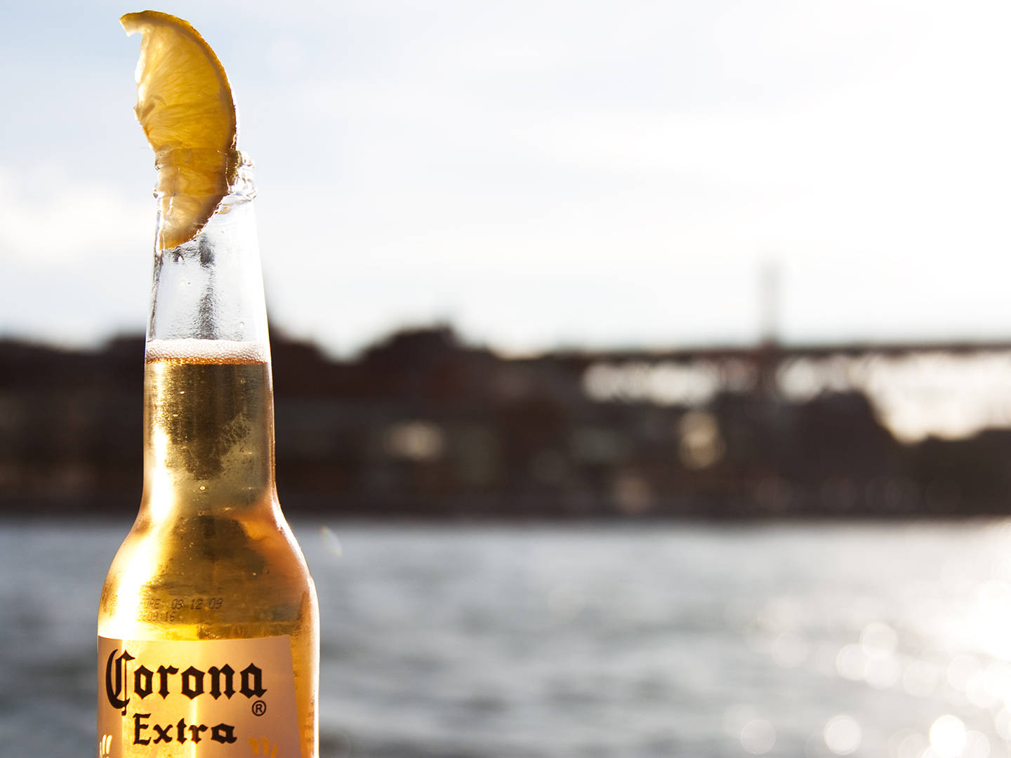 Απόδραση στη Γαλήνη με Corona Extra Ταπετσαρία