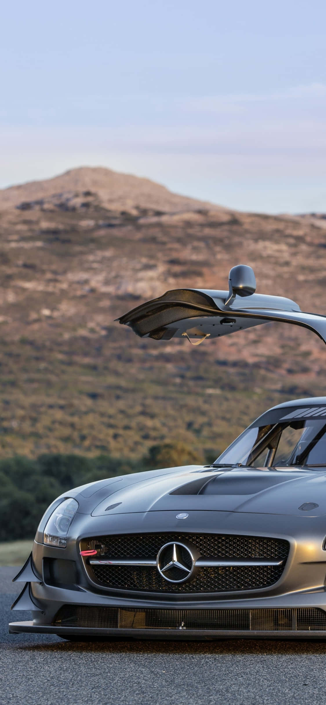 Ασημί Gullwing Door iPhone Xs Mercedes Amg φόντο Ταπετσαρία