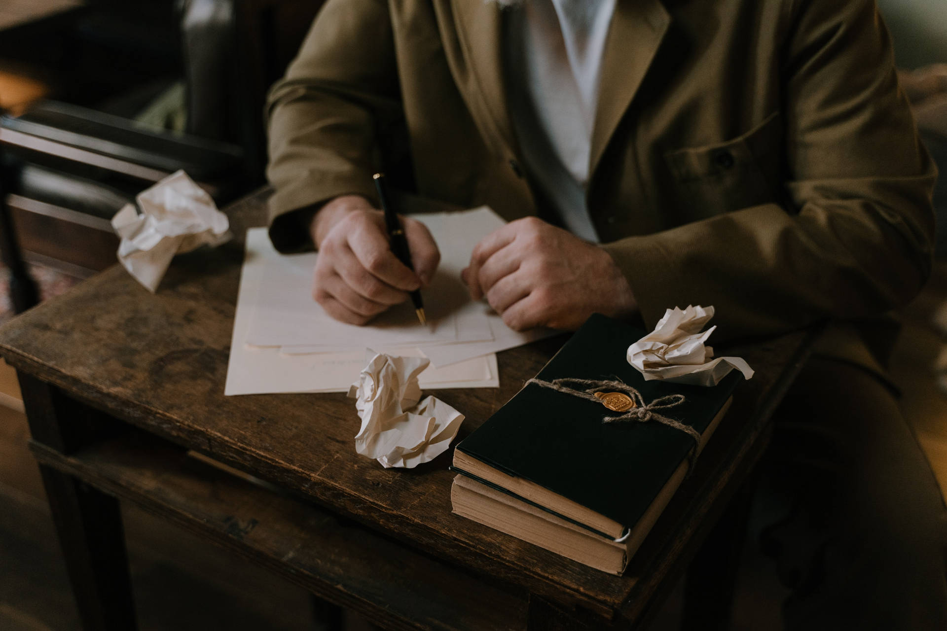 Γράψιμο Επιστολής Σκοτεινή Ακαδημία Επιφάνεια Εργασίας — Σκοτεινή ακαδημία Ταπετσαρία